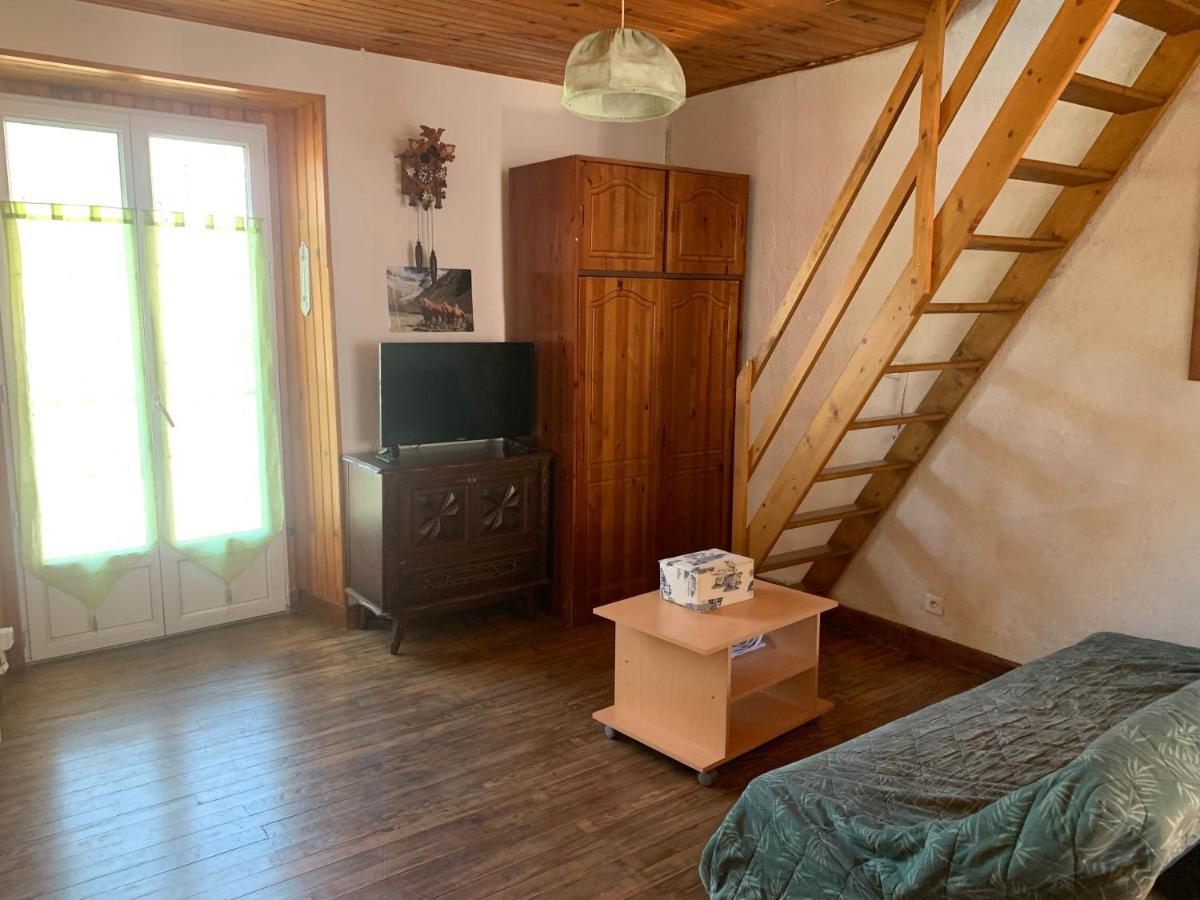 Joli Appartement Dans Une Maison Ancienne アクス・レ・テルム エクステリア 写真