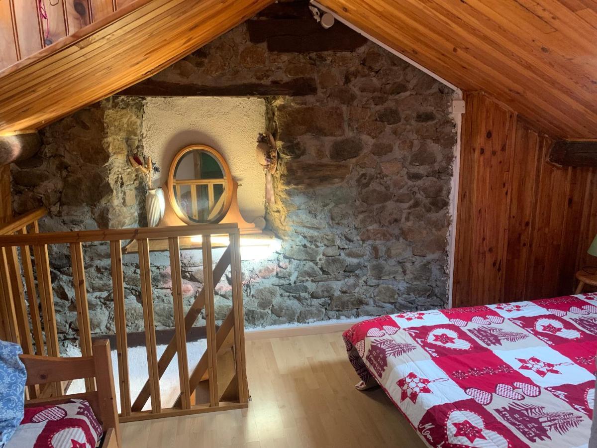 Joli Appartement Dans Une Maison Ancienne アクス・レ・テルム エクステリア 写真